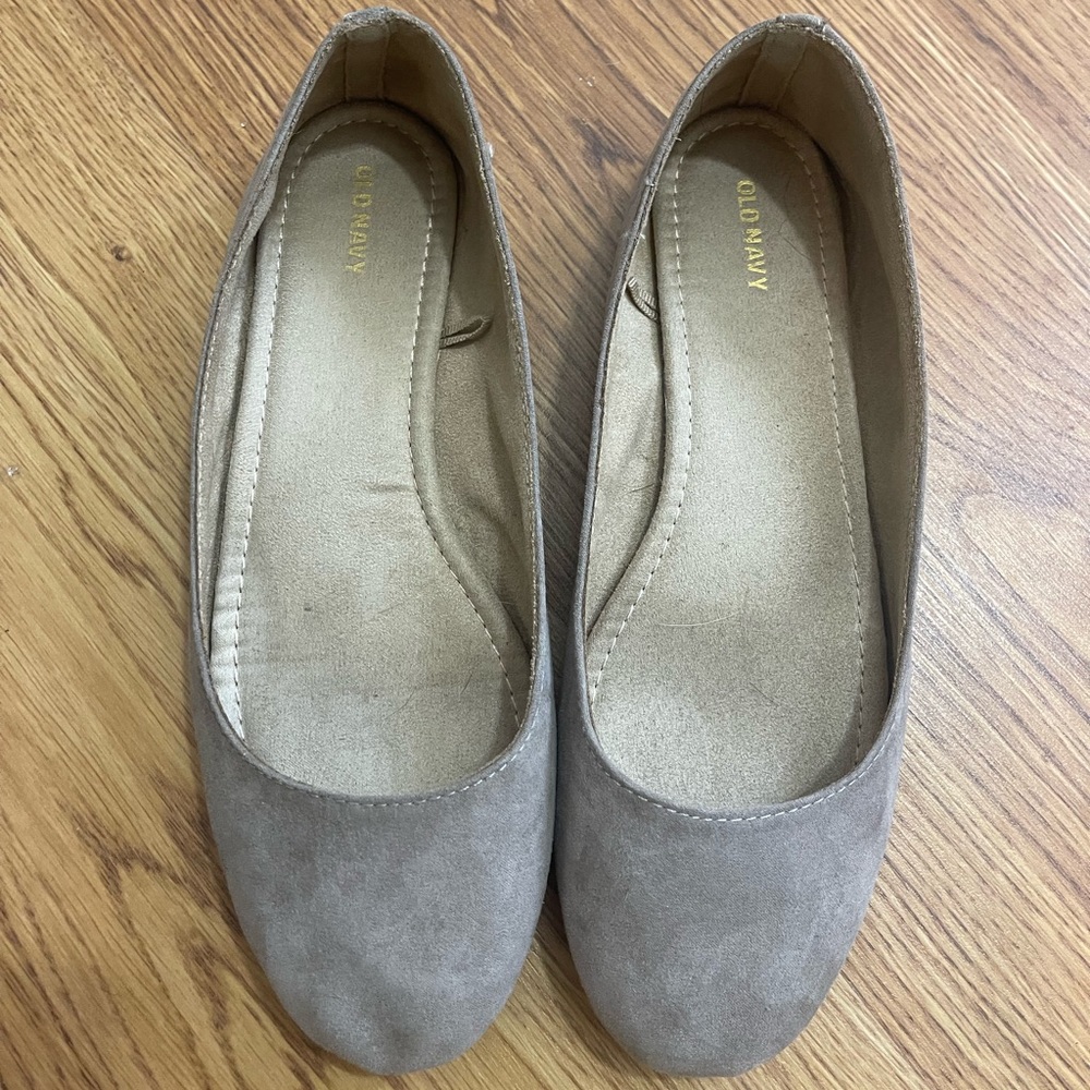 Old Navy Size 10 Slip On Shoes